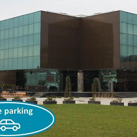 Hotel Cubis Lendava Luaran gambar