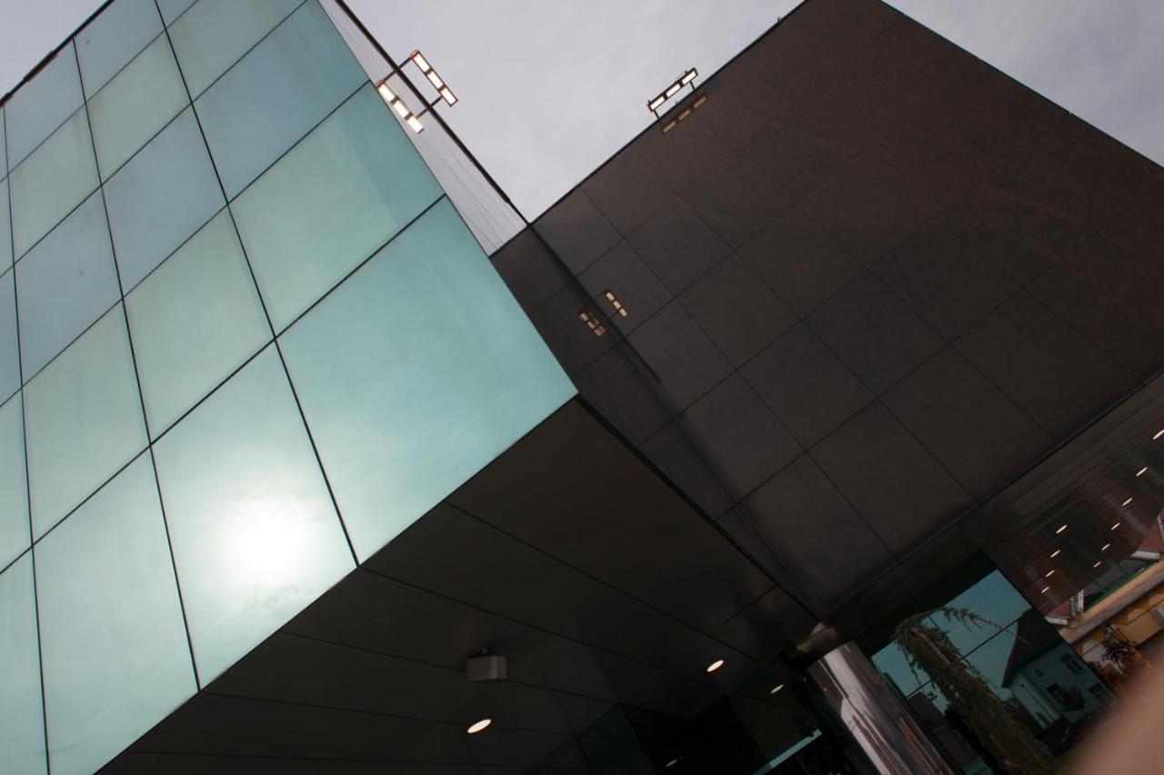 Hotel Cubis Lendava Luaran gambar