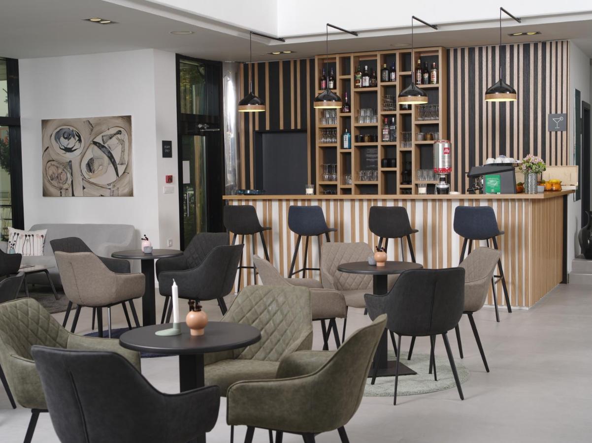 Hotel Cubis Lendava Luaran gambar