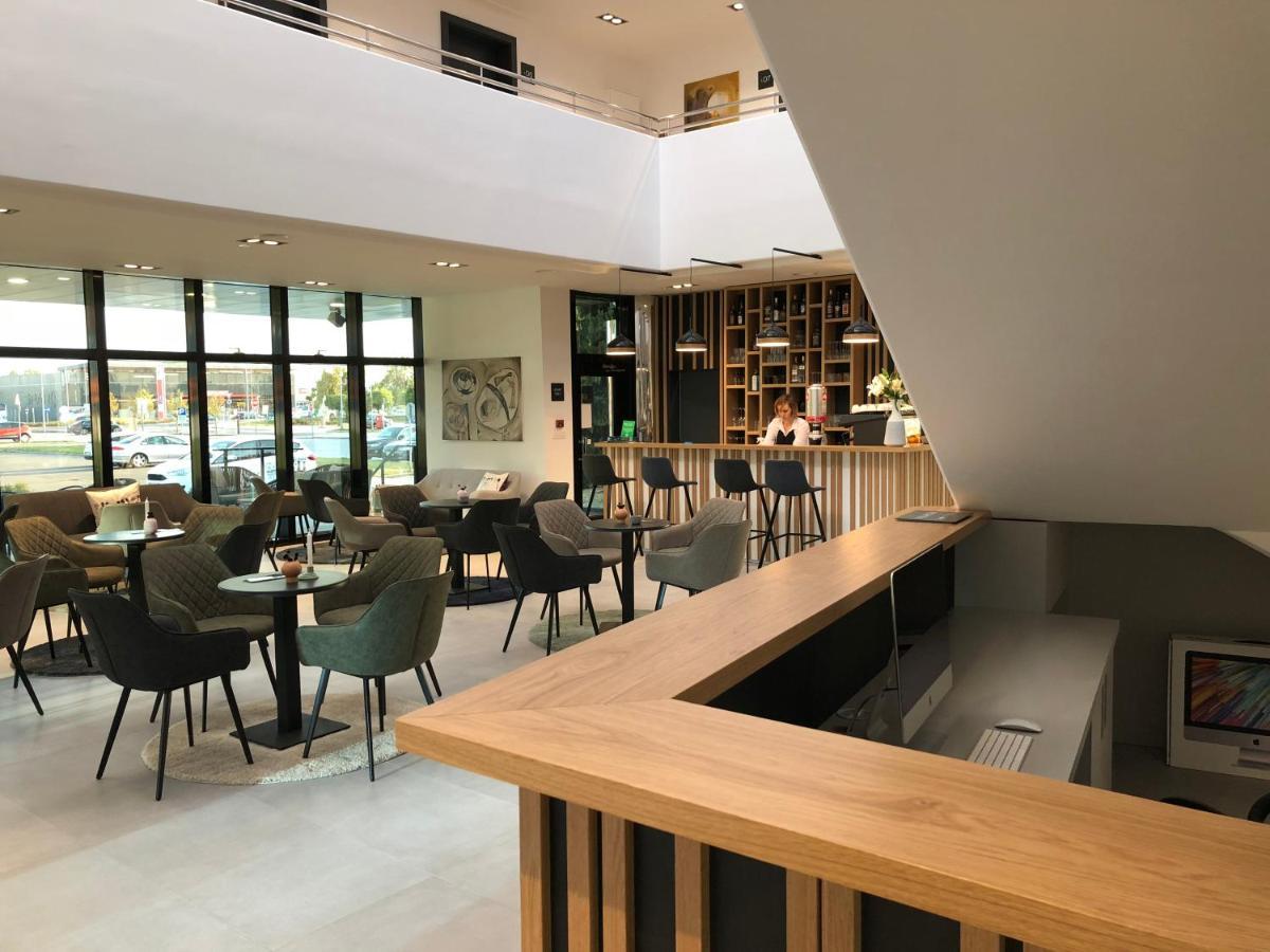 Hotel Cubis Lendava Luaran gambar